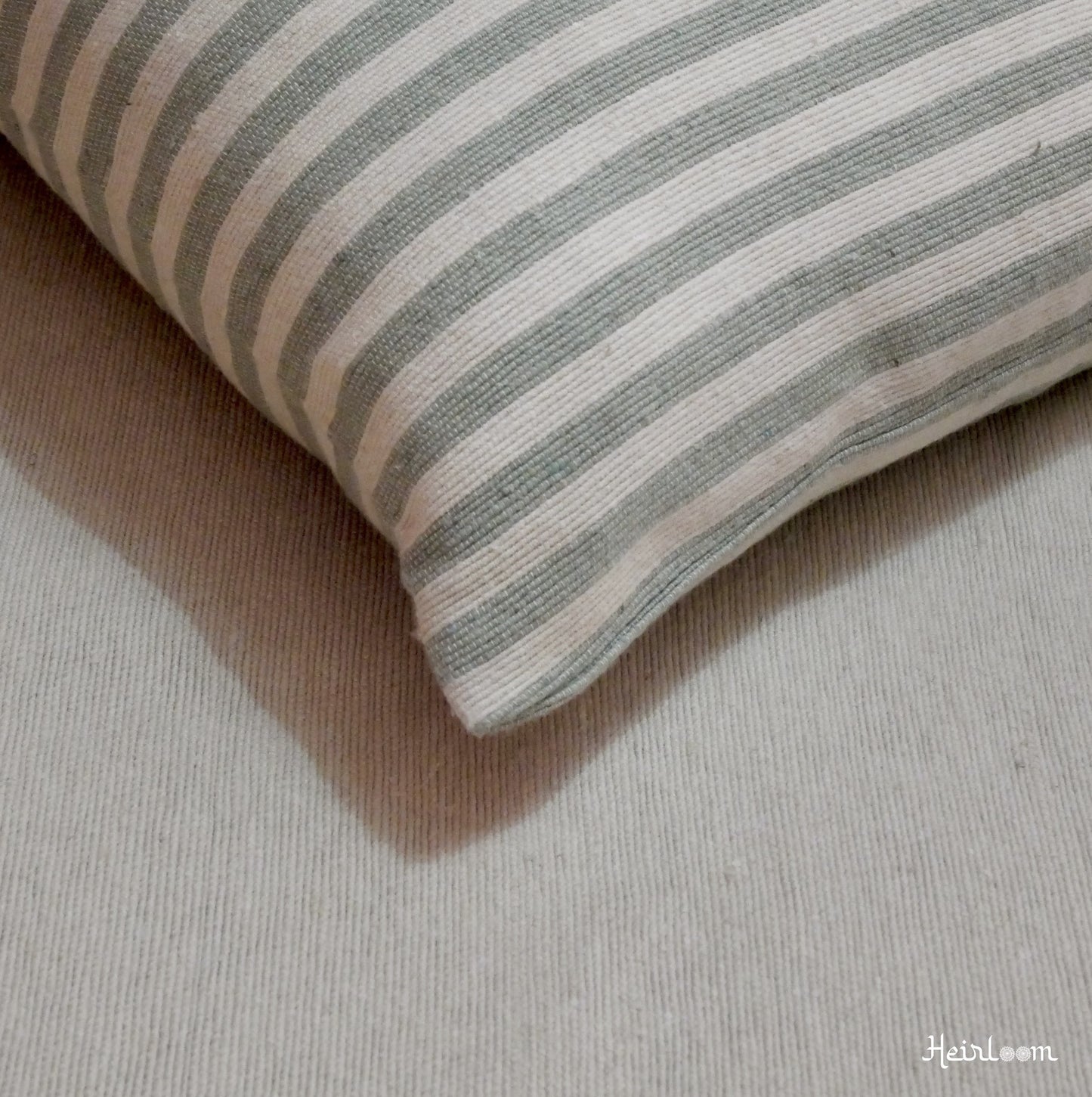 2 Housses de Coussins Rayées - Edition Olive