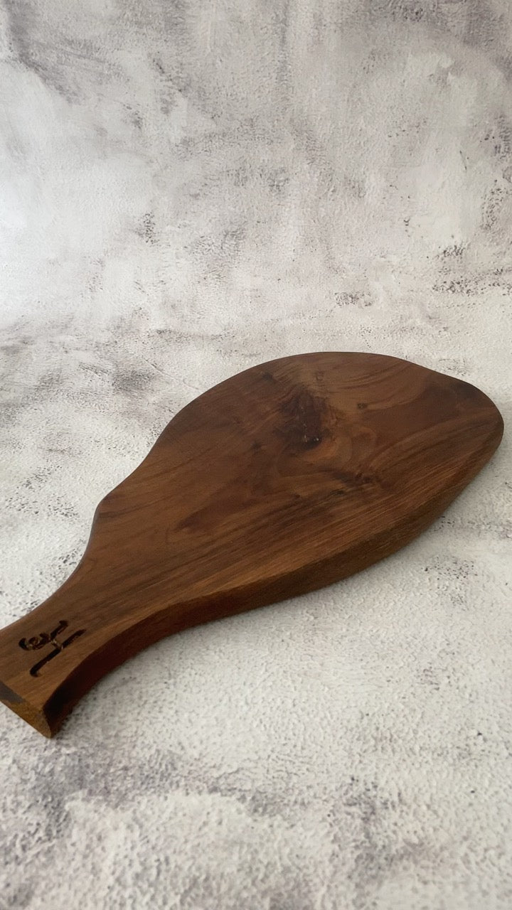 Planche en Bois de Noyer